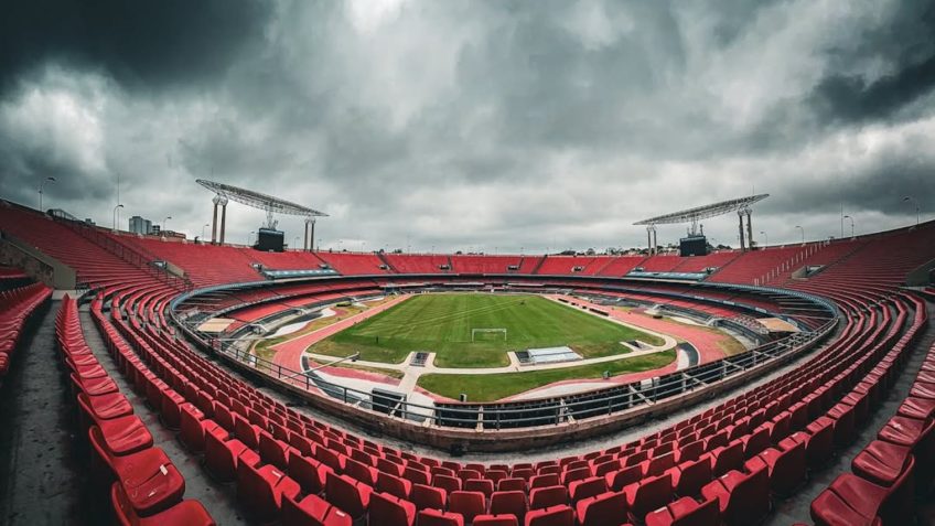 Articulista afirma que a impunidade prevalece, criando como consequência óbvia a total e absoluta perda de credibilidade da CBF e do futebol brasileiro; na imagem, o Estádio do Morumbi.